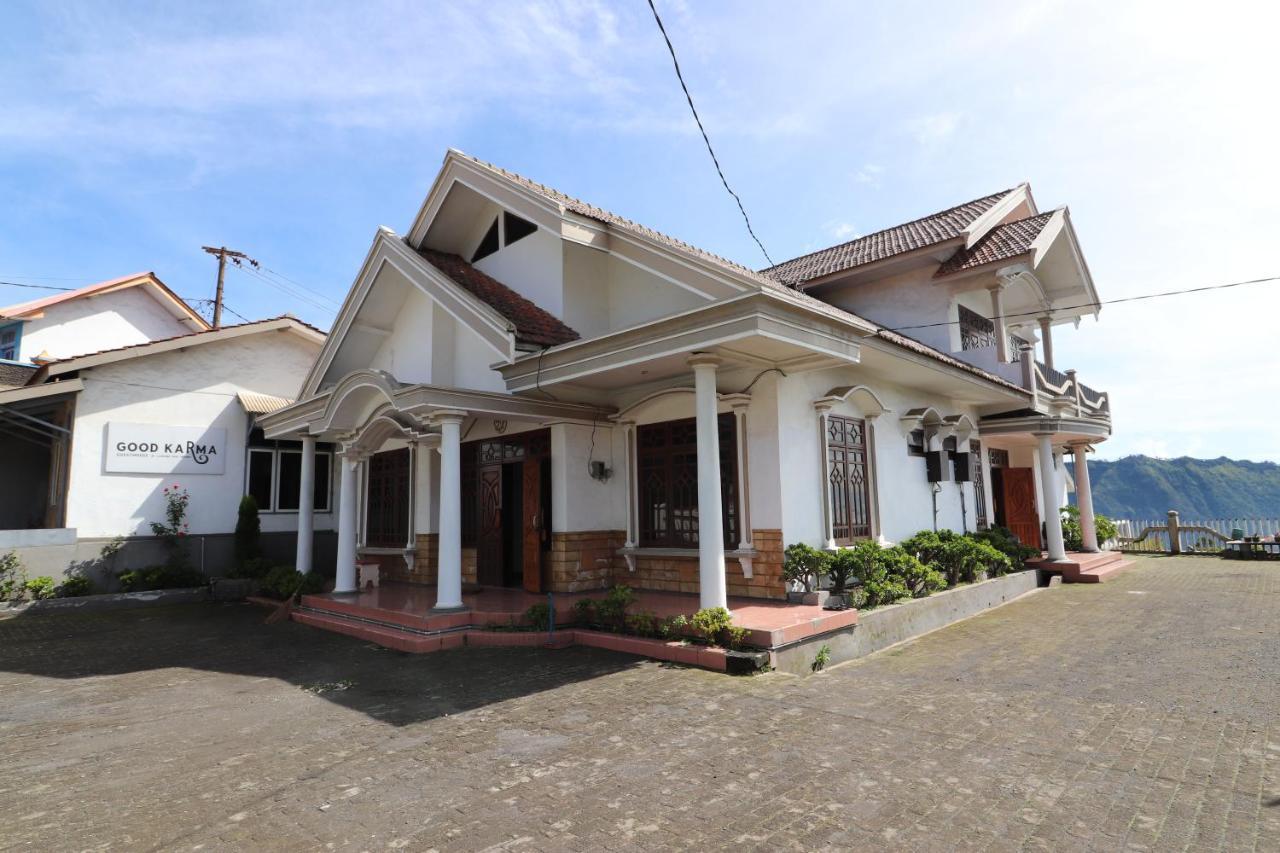 Good Karma Bromo Guesthouse ภายนอก รูปภาพ
